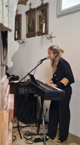 2025-07h-047-Helmuts Beisetzung-kl