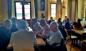 2025-07h-065-Helmuts Beisetzung-kl