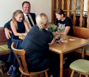 2025-07h-070-Helmuts Beisetzung-kl