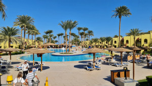 Tag-01-Hotel-15-2023-11c-0026-Hurghada-kl